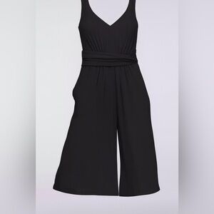 David's Bridal Elegant Tie Back Black Crinkle Chiffon Jumpsuit Size 6